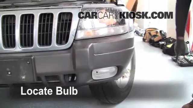 2003 Jeep Grand Cherokee Laredo 4.0L 6 Cyl. Lights Fog Light (replace bulb)